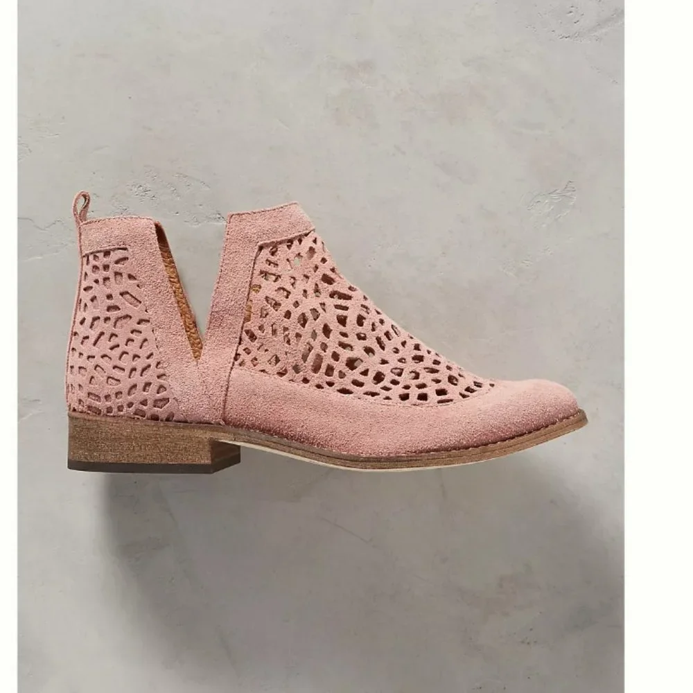 Anthropologie Howsty Nekal Pink Perforated Ankle Boot‎ Size-41  NWB